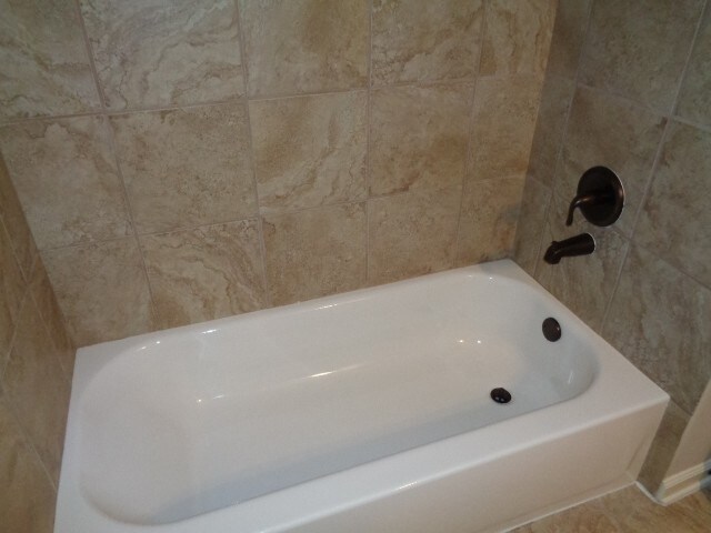 Building Photo - 10185 Sorrento Pl