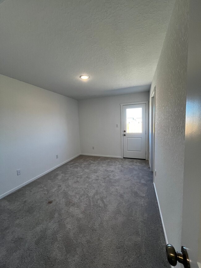 Building Photo - 6730 Chert Chase