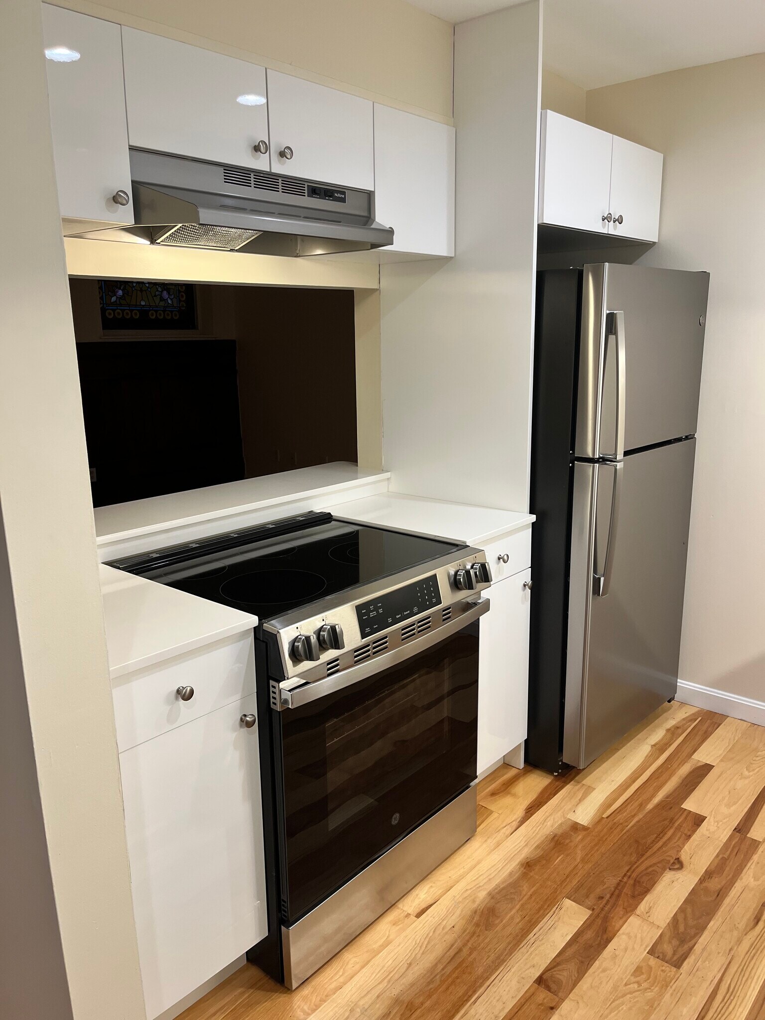 Building Photo - 17 Bow St