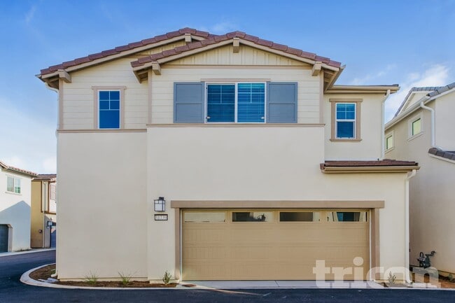 Building Photo - 31739 Willowood Way