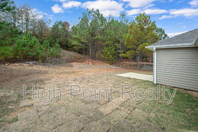 Building Photo - 85 Smith Glen Dr