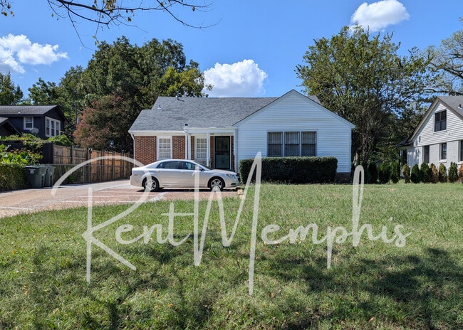 Building Photo - 625 E Pkwy S