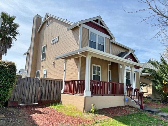 Building Photo - Modern 4 Bedroom 3 Bath Close to Marina Suisun City *Star Rentals