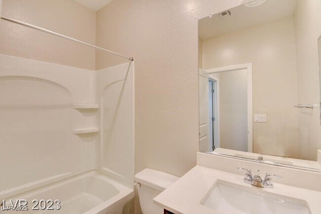 Building Photo - 4148 Elegant Chateau St