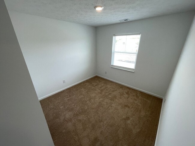 Building Photo - East Jefferson County New Home For Rent