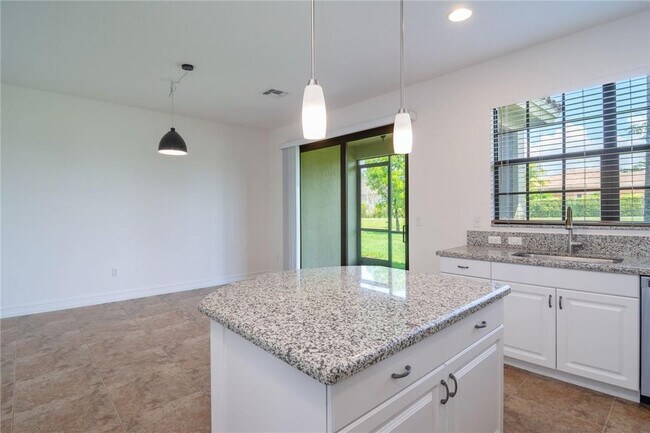 Building Photo - 126 Riverwalk Cir E