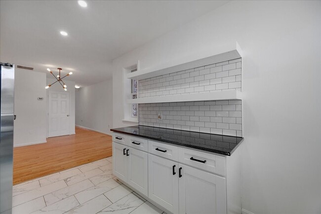 Building Photo - 1936 Druid Hill Ave