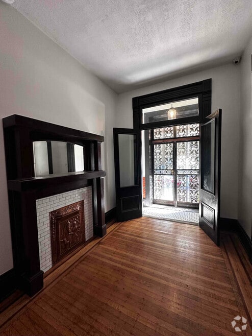 Building Photo - 1234 S 1st St