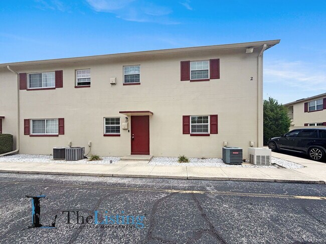 Building Photo - 5505 Hernandes Dr