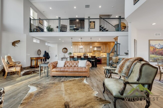 Building Photo - Stunning Luxury Mountain Home with Panoramic Views