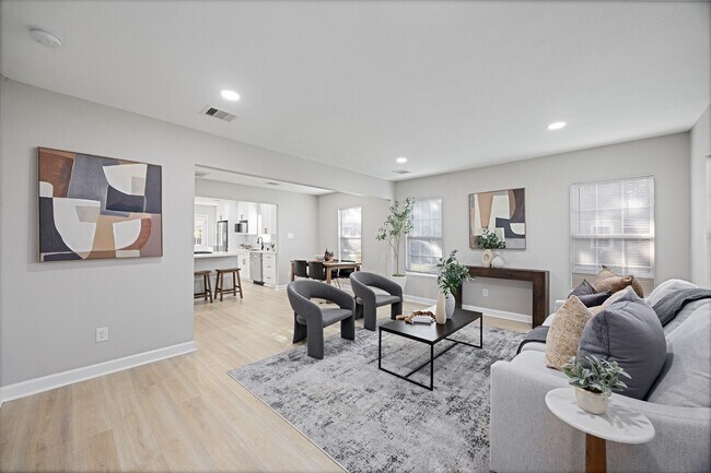Building Photo - 5737 Dorbrandt St