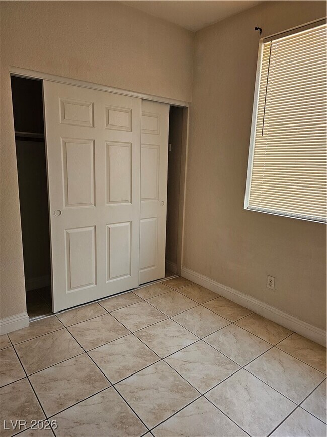 Building Photo - 434 Manderley Ct