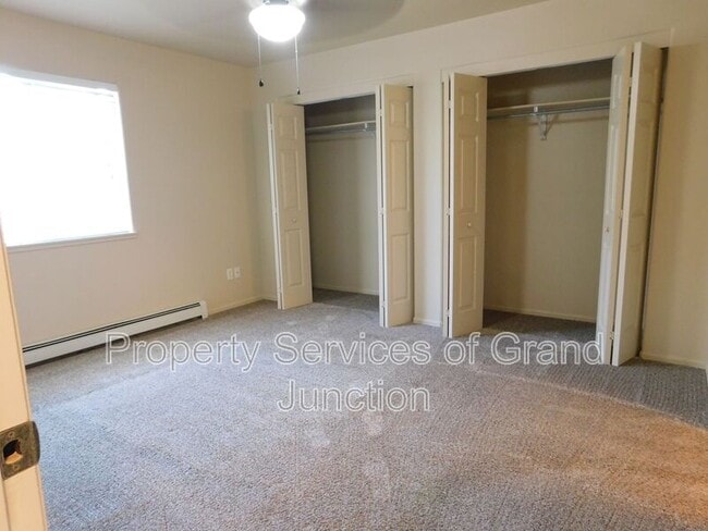 Building Photo - 1107 E Carolina Ave