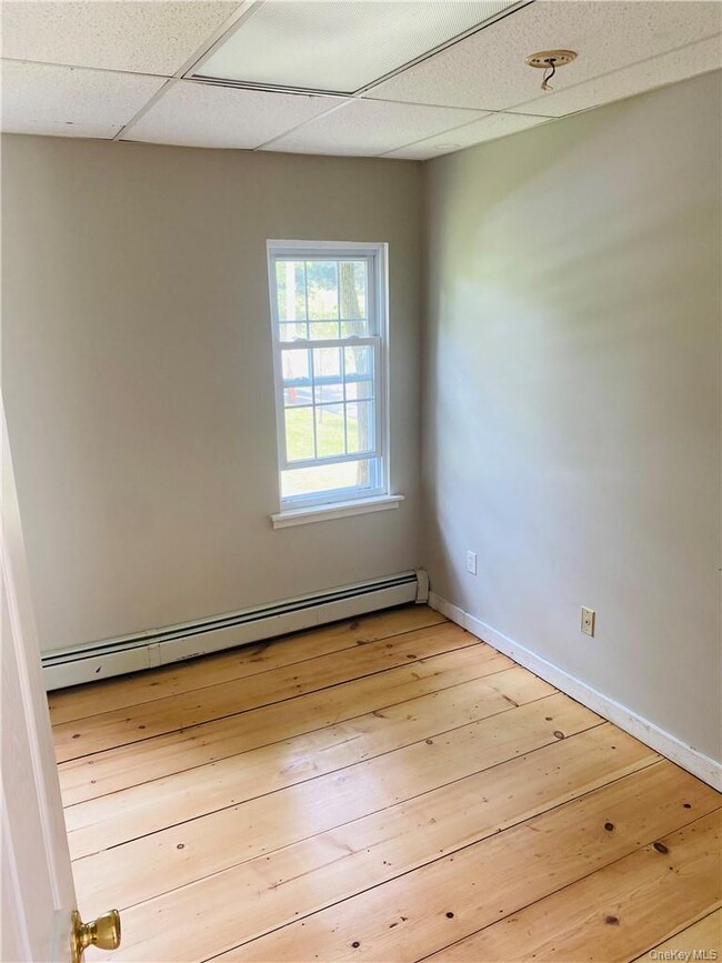 Building Photo - 1396 Kings Hwy