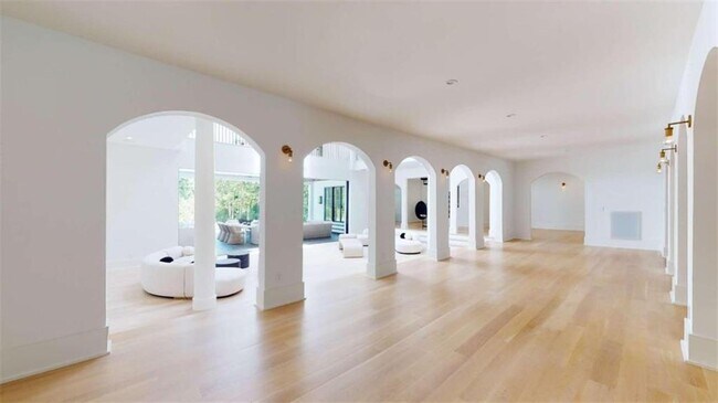 Building Photo - 3206 Arden Rd NW