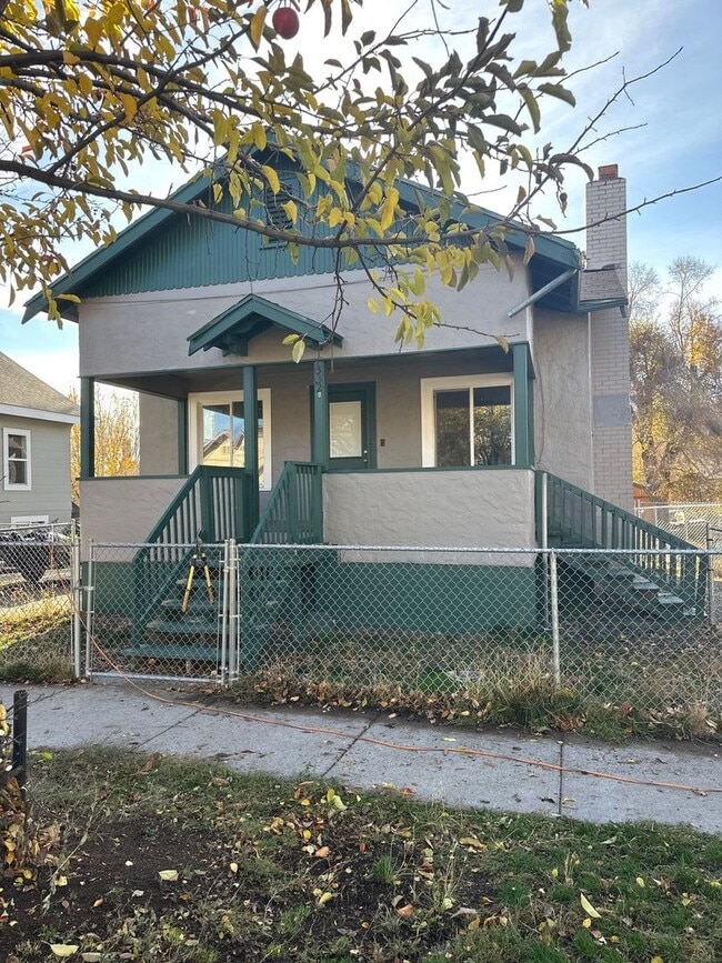 Building Photo - N10th332