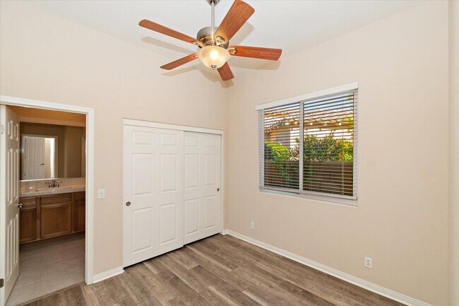 Building Photo - 80215 Queensboro Dr