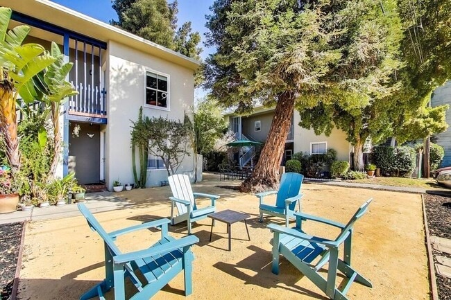 Building Photo - 1225 University Ave