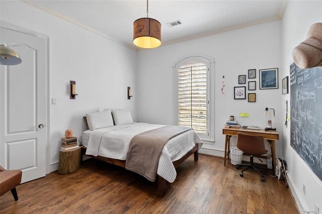 Building Photo - 192 Wagon Way