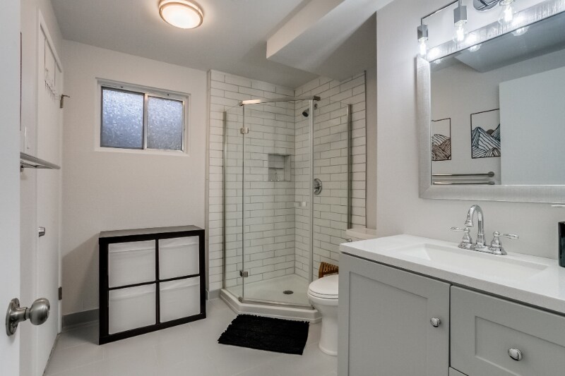 Building Photo - 13489 W Auburn Ave