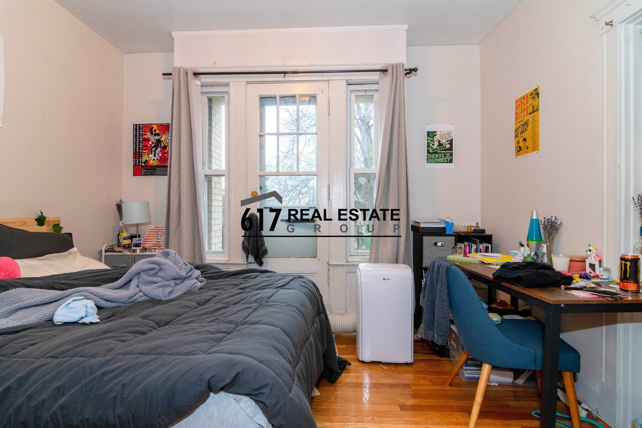 Building Photo - 157 Thorndike St