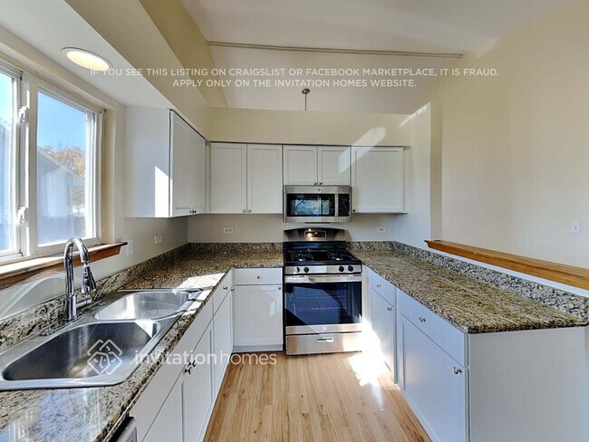 Building Photo - 26229 S Peach Tree Ln