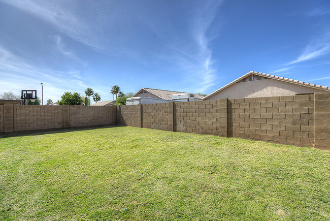 Building Photo - House at Greenway/Litchfield! JOIN THE WAI...