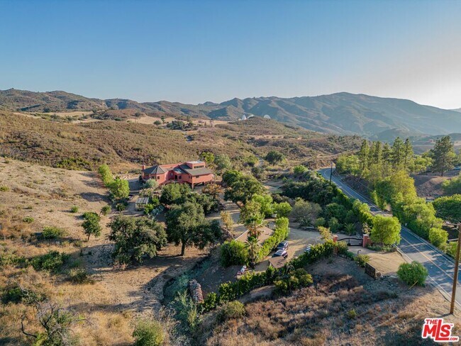 Building Photo - 34136 Mulholland Hwy