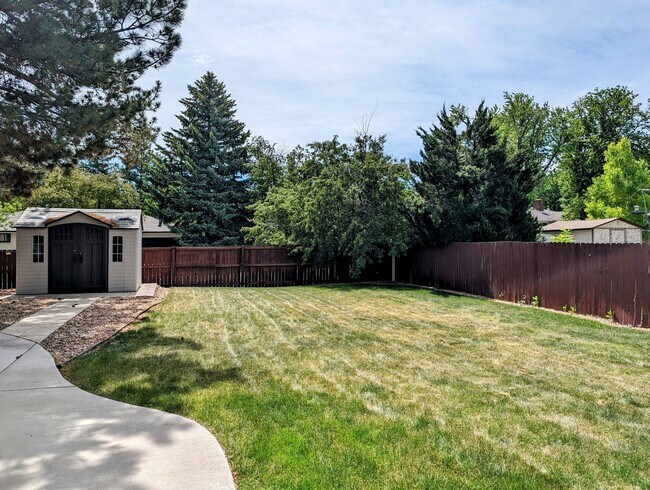 Building Photo - BEAUTIFUL 4 Bed 2 Bath Hampden Neighborhoo...