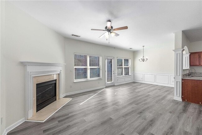 Building Photo - 4003 Labrador Way