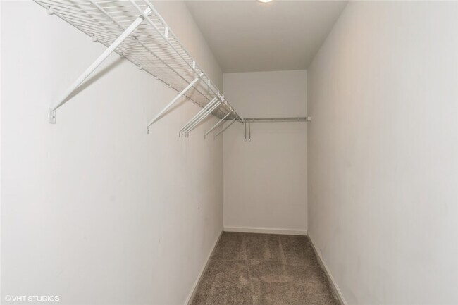 Building Photo - 616 Gratitude Rd