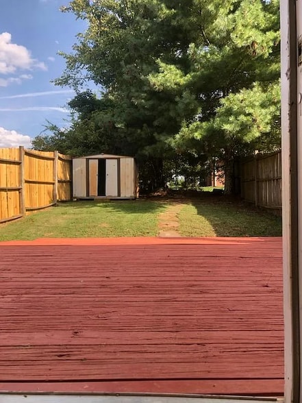 Building Photo - 3720 Regency Park Dr