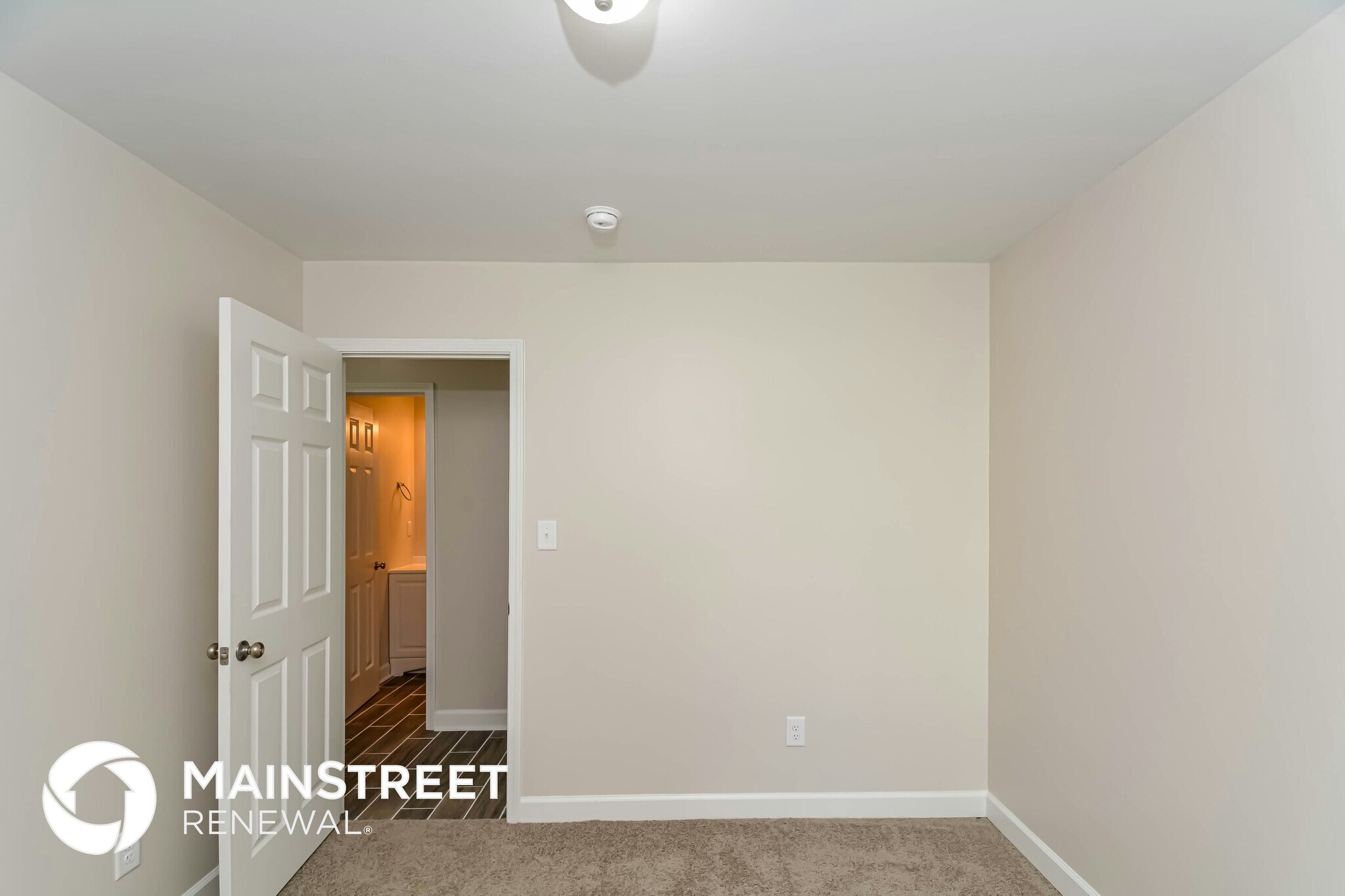 Building Photo - 411 Feldspar Way