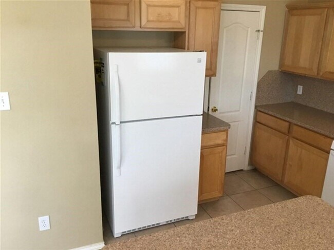 Building Photo - 6205 Ozark Tr