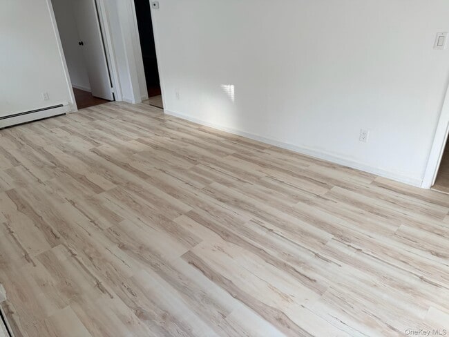 Building Photo - 35 Washington Ave N