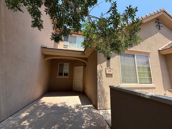 Primary Photo - Townhome in Casitas at Hidden Valley with ...