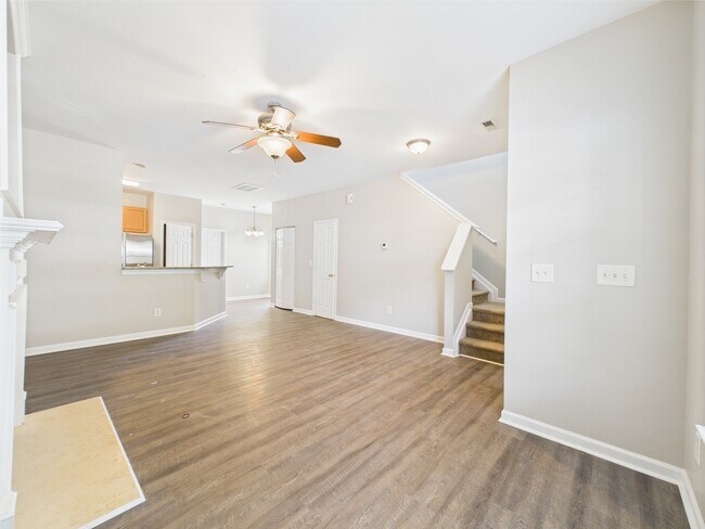 Primary Photo - 5706 Bent Creek Cir