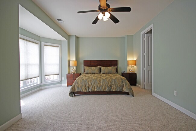 Building Photo - Village at Quarterpath