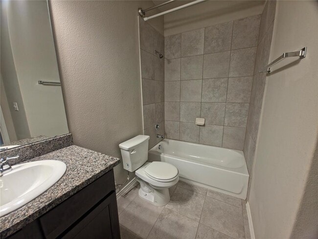 Building Photo - 140 Dodge Rd