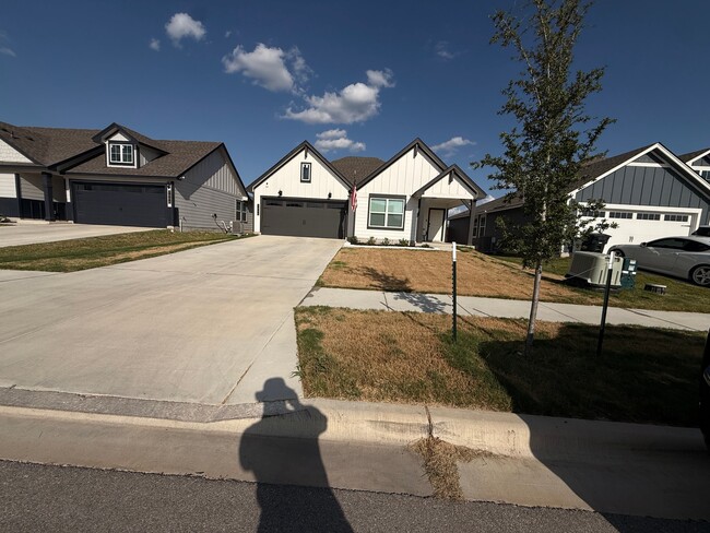 Building Photo - 7006 Fread Dr