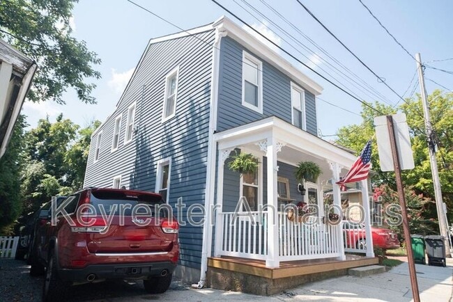 Building Photo - 4 Morris St