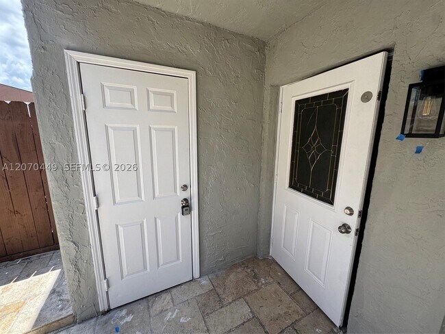 Building Photo - 15441 SW 81st Cir Ln