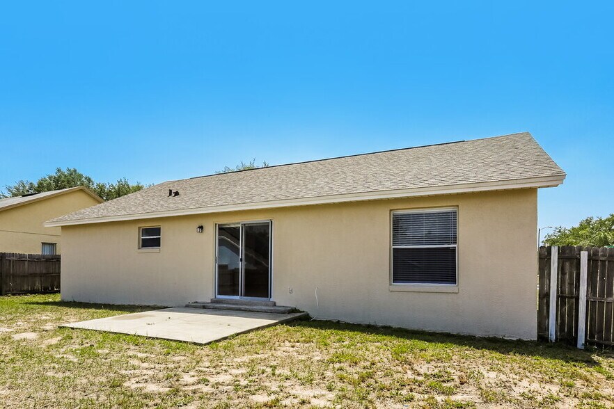 Building Photo - 371 Snowshoe Ct