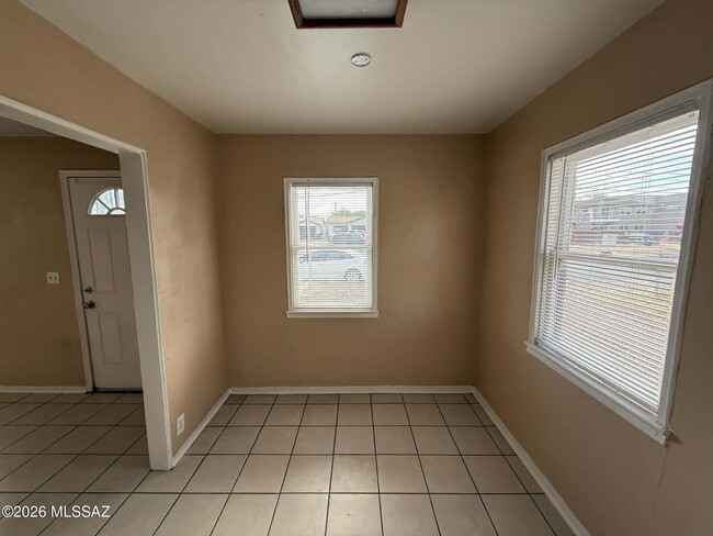 Building Photo - 1143 N Richey Blvd