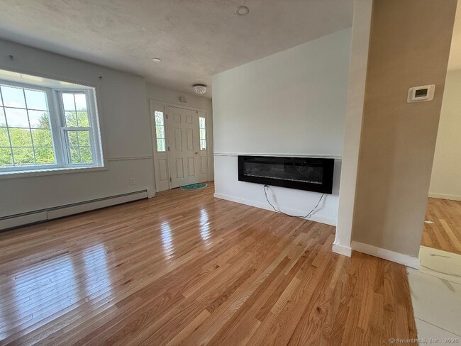 Building Photo - 41 Stonehouse Way