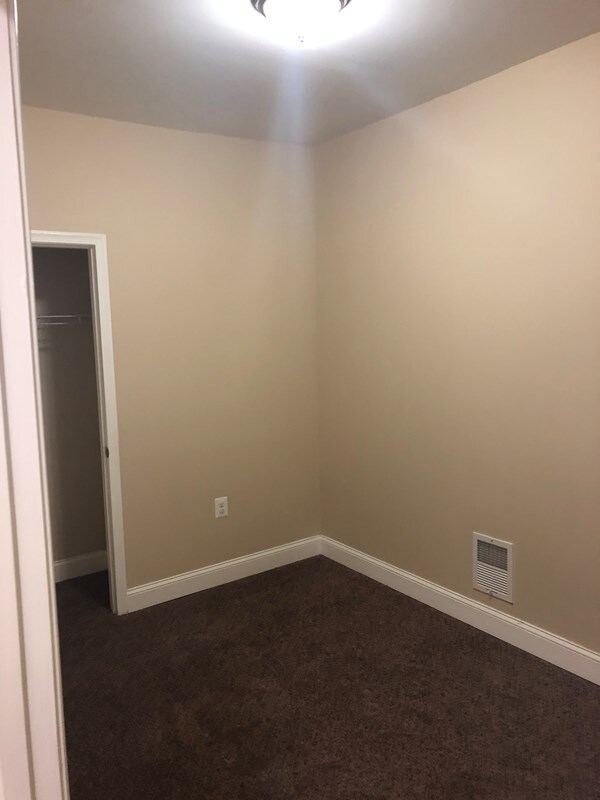 Building Photo - 2104 Penrose Ave