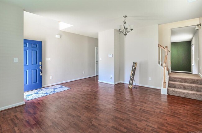 Building Photo - 9001 Cocos Path