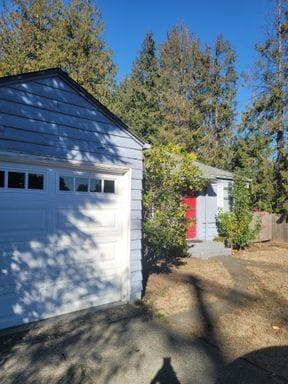 Building Photo - 3416 NE 80th St