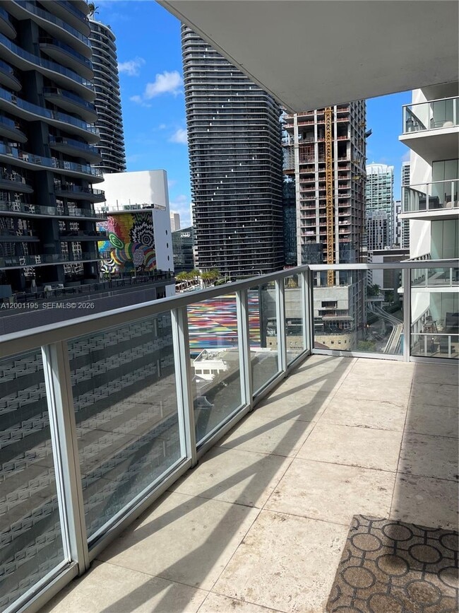 Building Photo - 1050 Brickell Ave