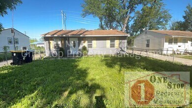 Building Photo - 4-bedroom, 2.5-bath in Kansas City